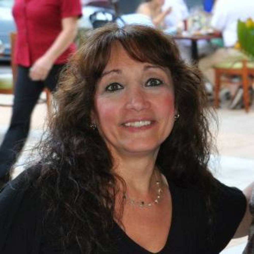 Meet your Posher, Gina